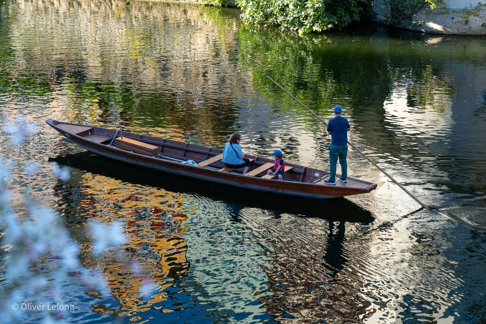 Stocherkahn auf dem Neckar in Tübingen